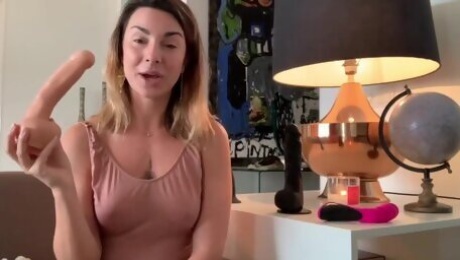 MILF Explains How To Make Her Cum With Your Dick SIZE SHAPE